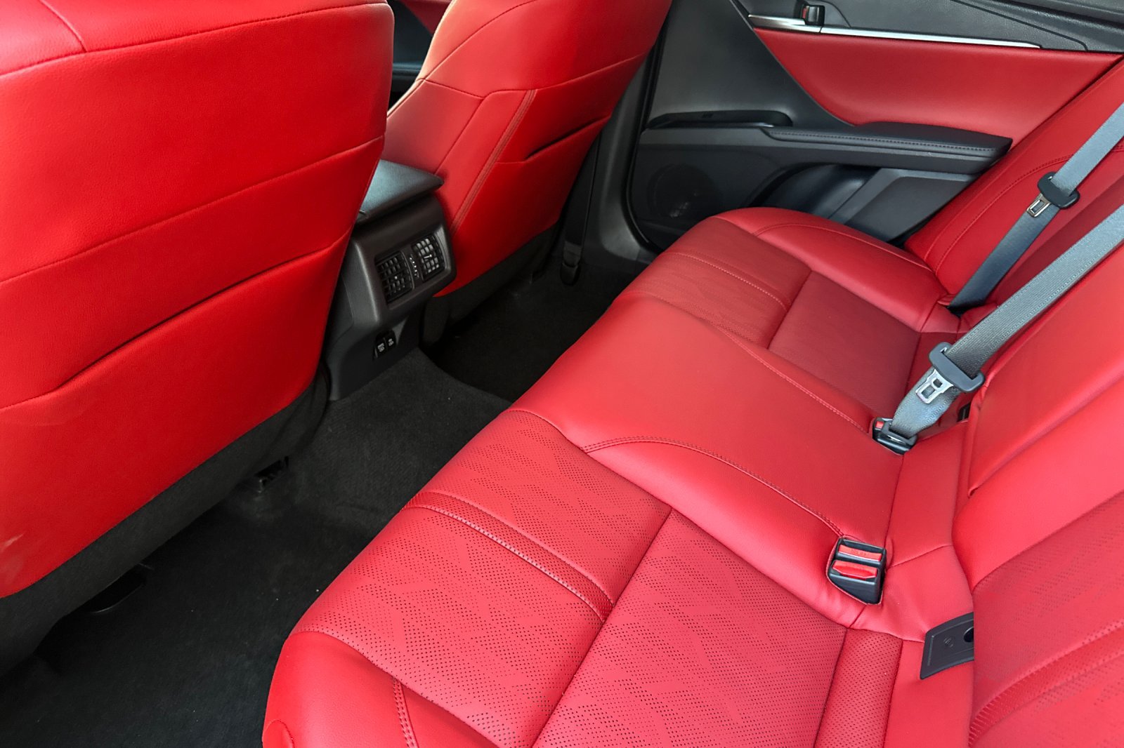 Used 2025 Toyota Camry XSE w/ Premium Plus Package FWD image 13