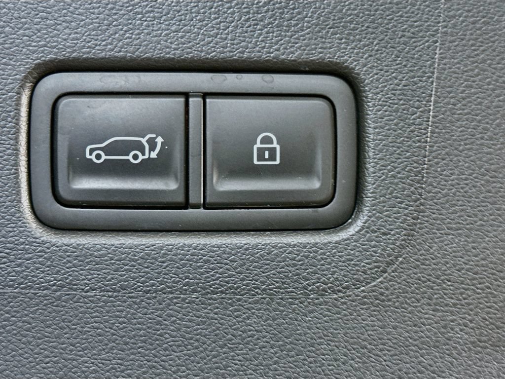 Certified 2025 Hyundai Santa Fe XRT AWD/4WD image 30