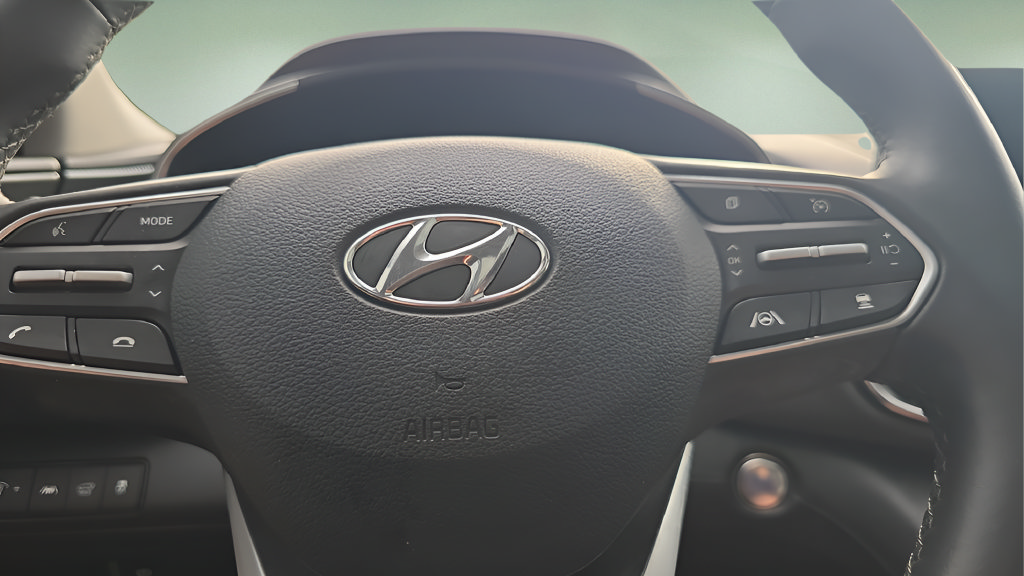 Used 2022 Hyundai Santa Fe SEL w/ Convenience + Premium Package AWD/4WD image 17