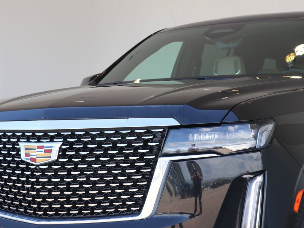 Used 2024 Cadillac Escalade Premium Luxury AWD/4WD image 55