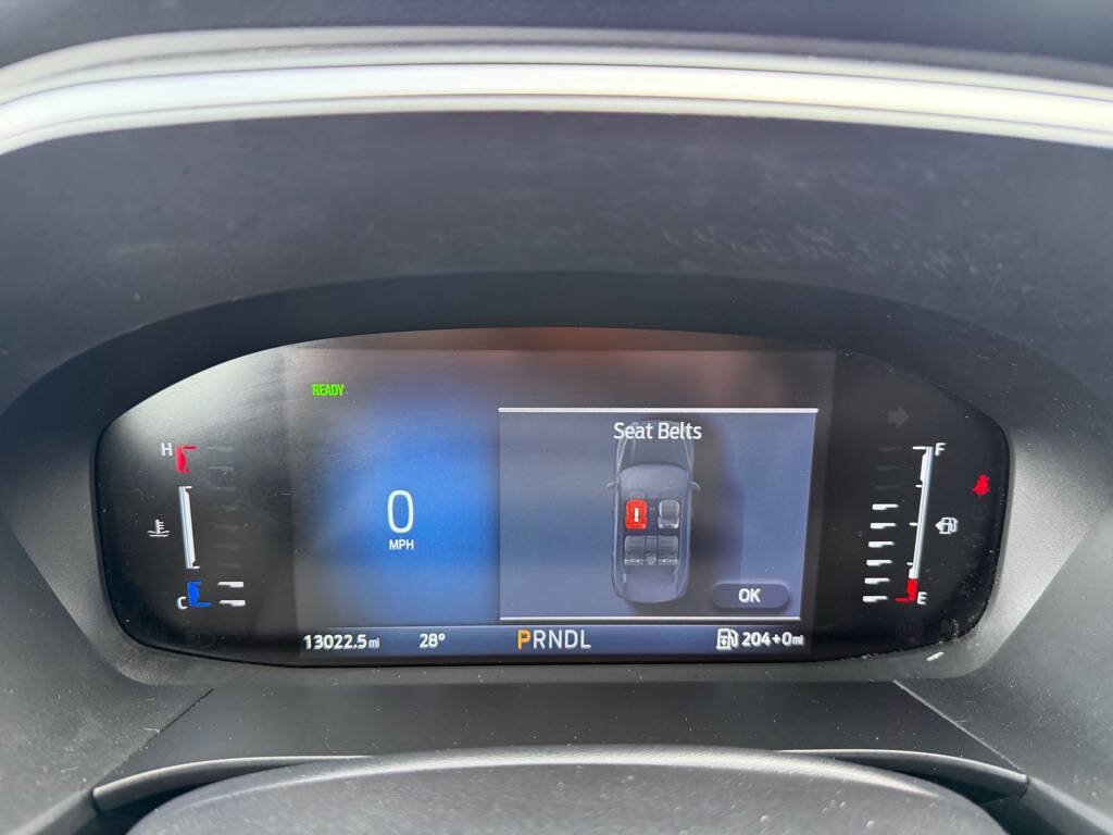 Used 2024 Ford Escape SE w/ Class II Trailer Tow Package FWD image 24