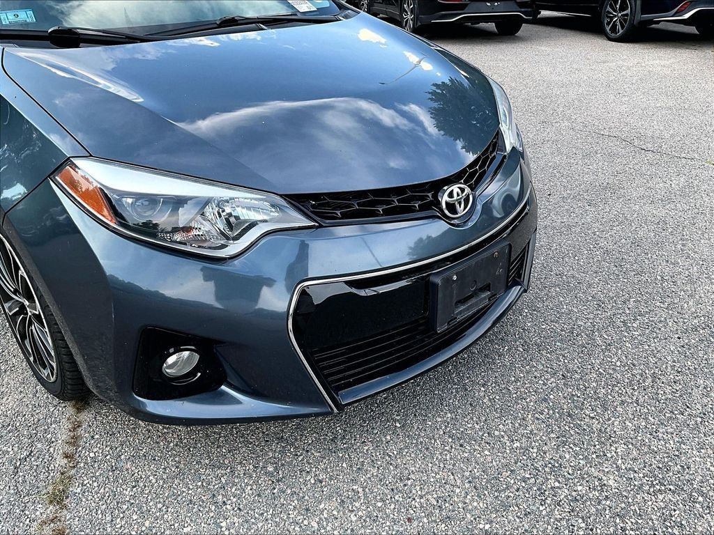 Used 2014 Toyota Corolla S Premium w/ Driver Convenience Package FWD image 8
