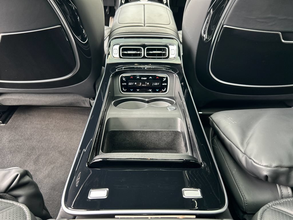 Used 2024 Mercedes-Benz Maybach S 680 4MATIC image 28