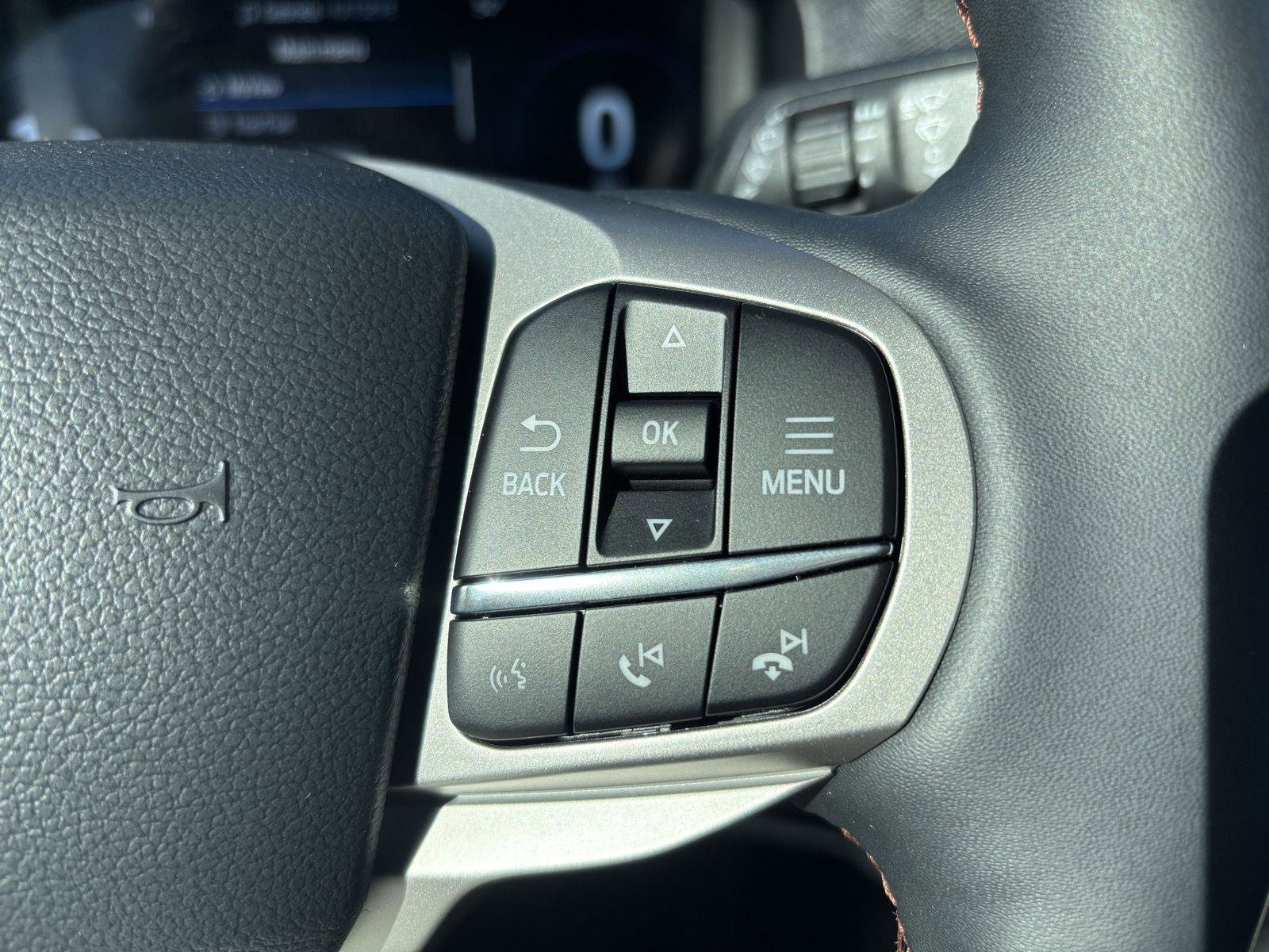 New 2026 Ford Explorer Active image 27