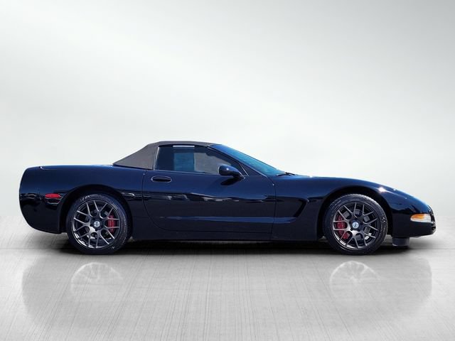 Used 2002 Chevrolet Corvette Convertible w/ Preferred Equipment Group2 RWD image 3