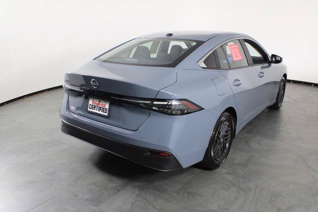 Certified 2026 Nissan Sentra SV w/ SV Convenience Package FWD image 4