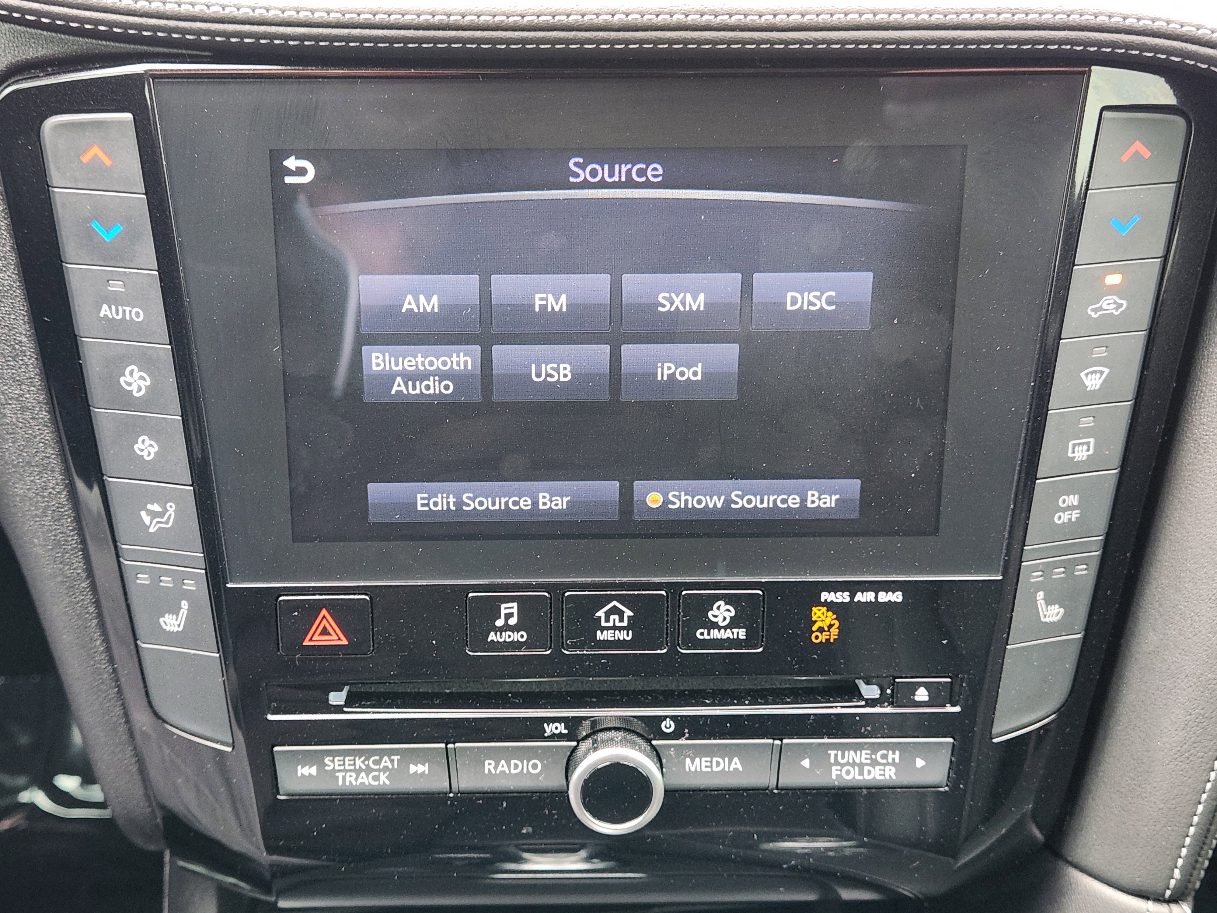 Used 2019 INFINITI QX50 Luxe w/ Navigation Package image 21