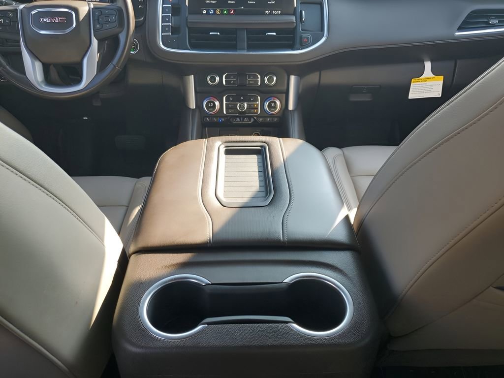 Used 2021 GMC Yukon XL SLT w/ Rear Media and Nav Package image 22