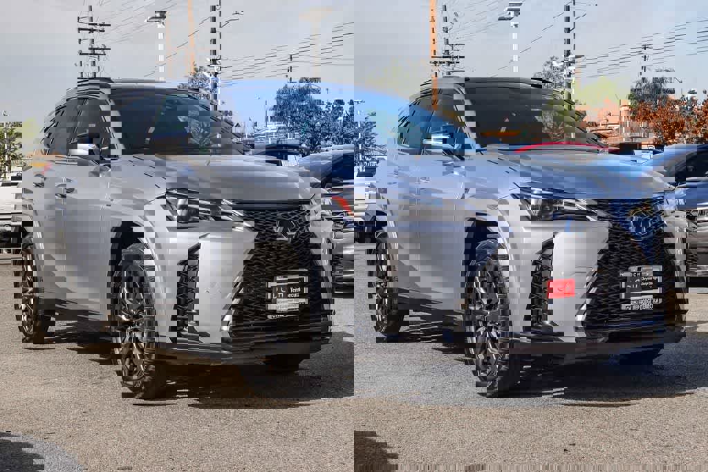 Used 2024 Lexus UX 250h F Sport image 3