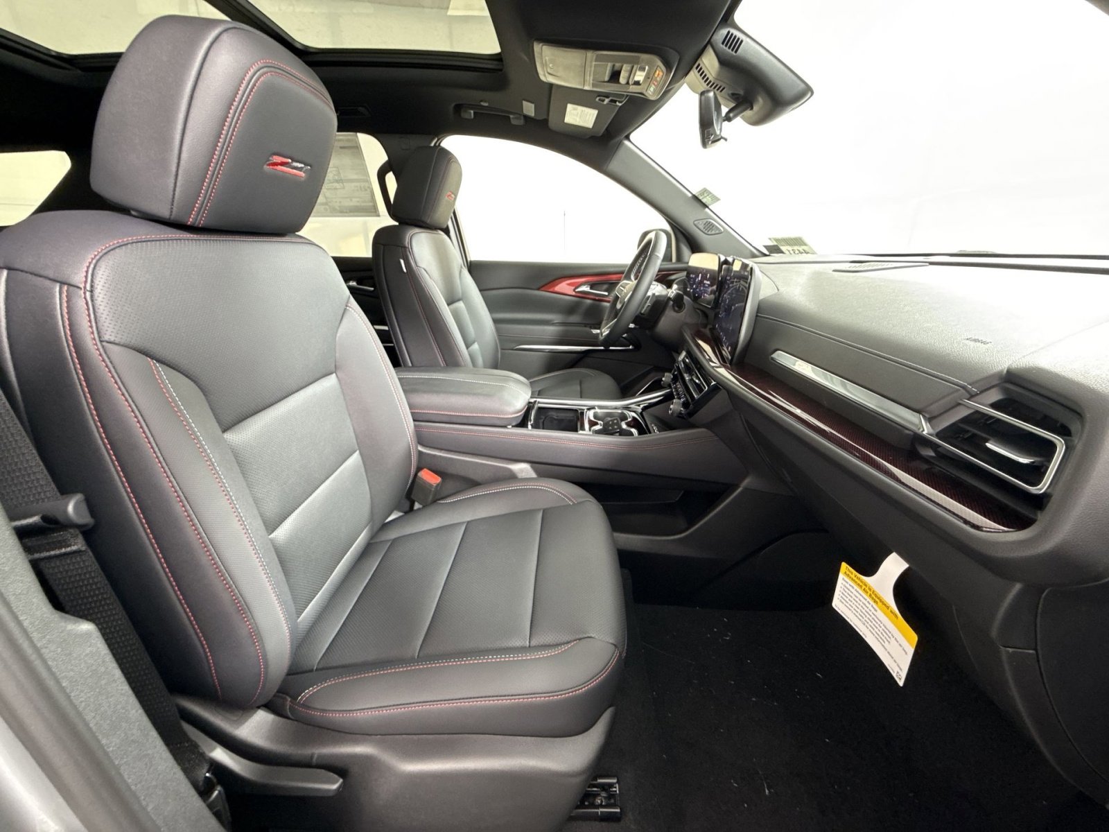 New 2026 Chevrolet Traverse Z71 w/ Enhanced Driving Package image 28