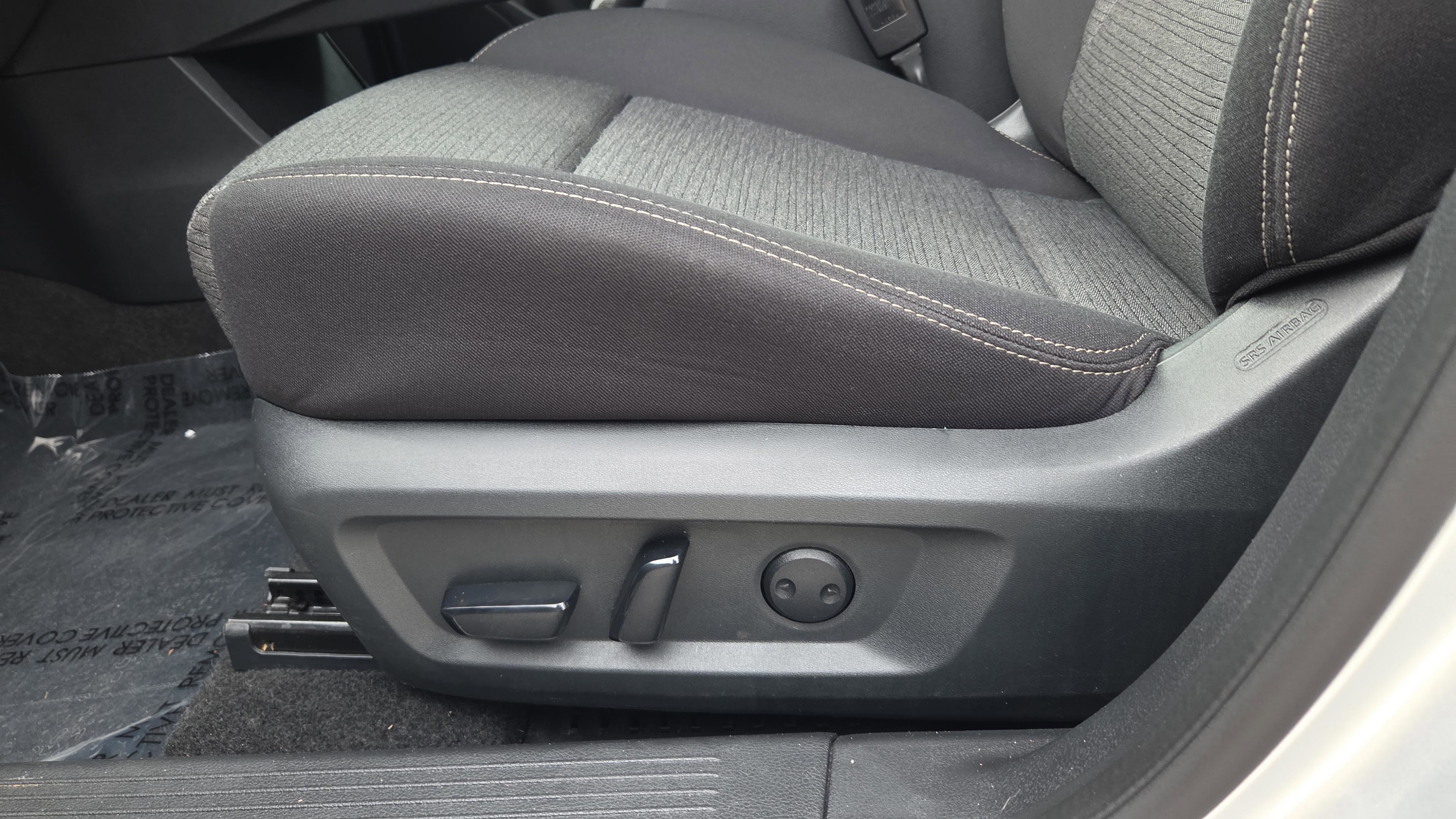 Used 2023 Nissan Rogue SV image 22