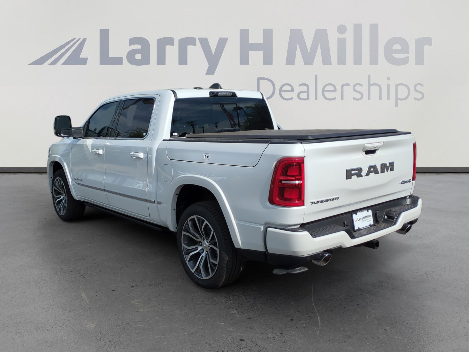 New 2026 RAM 1500 Tungsten w/ Towing Technology Group image 3