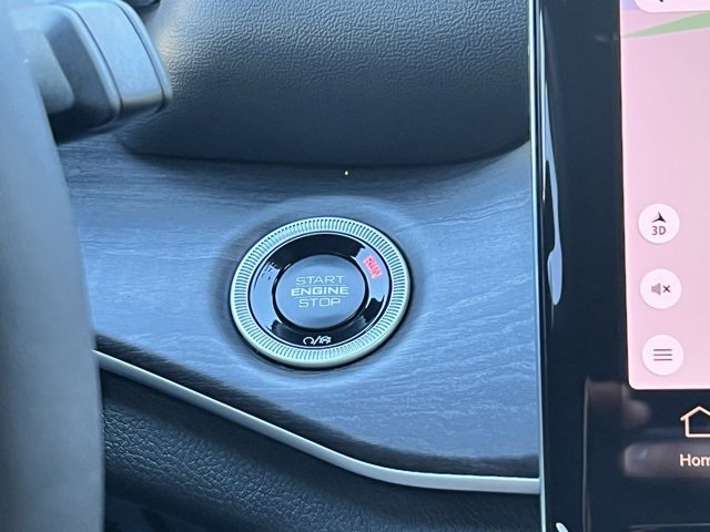 Used 2024 Jeep Grand Cherokee Limited 4xe image 30