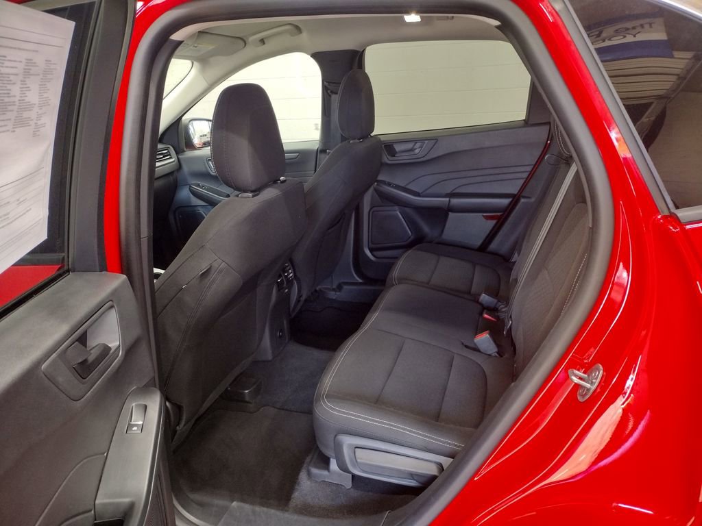 Used 2024 Ford Escape Active image 32