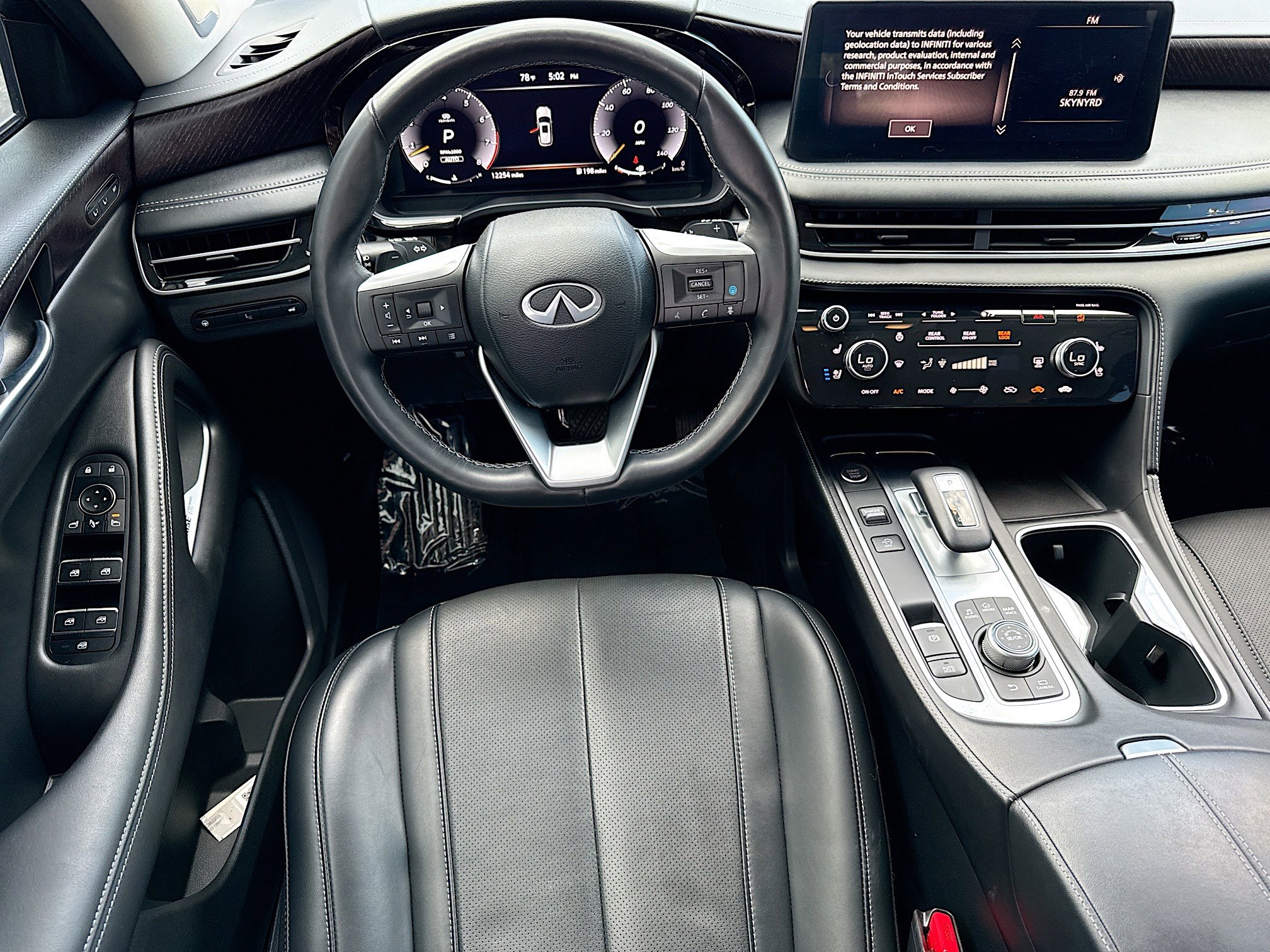 Used 2023 INFINITI QX60 Sensory w/ Vision Package AWD/4WD image 18