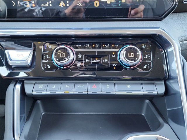 New 2026 GMC Sierra 3500 Denali w/ Denali Reserve Package image 26