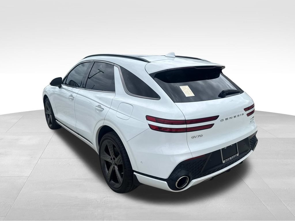 Used 2025 Genesis GV70 3.5T Sport w/ Sport Advanced Package AWD/4WD image 7