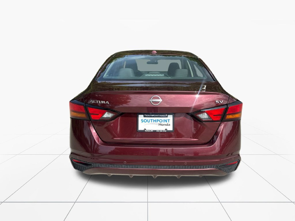 Used 2024 Nissan Altima 2.5 SV FWD image 7