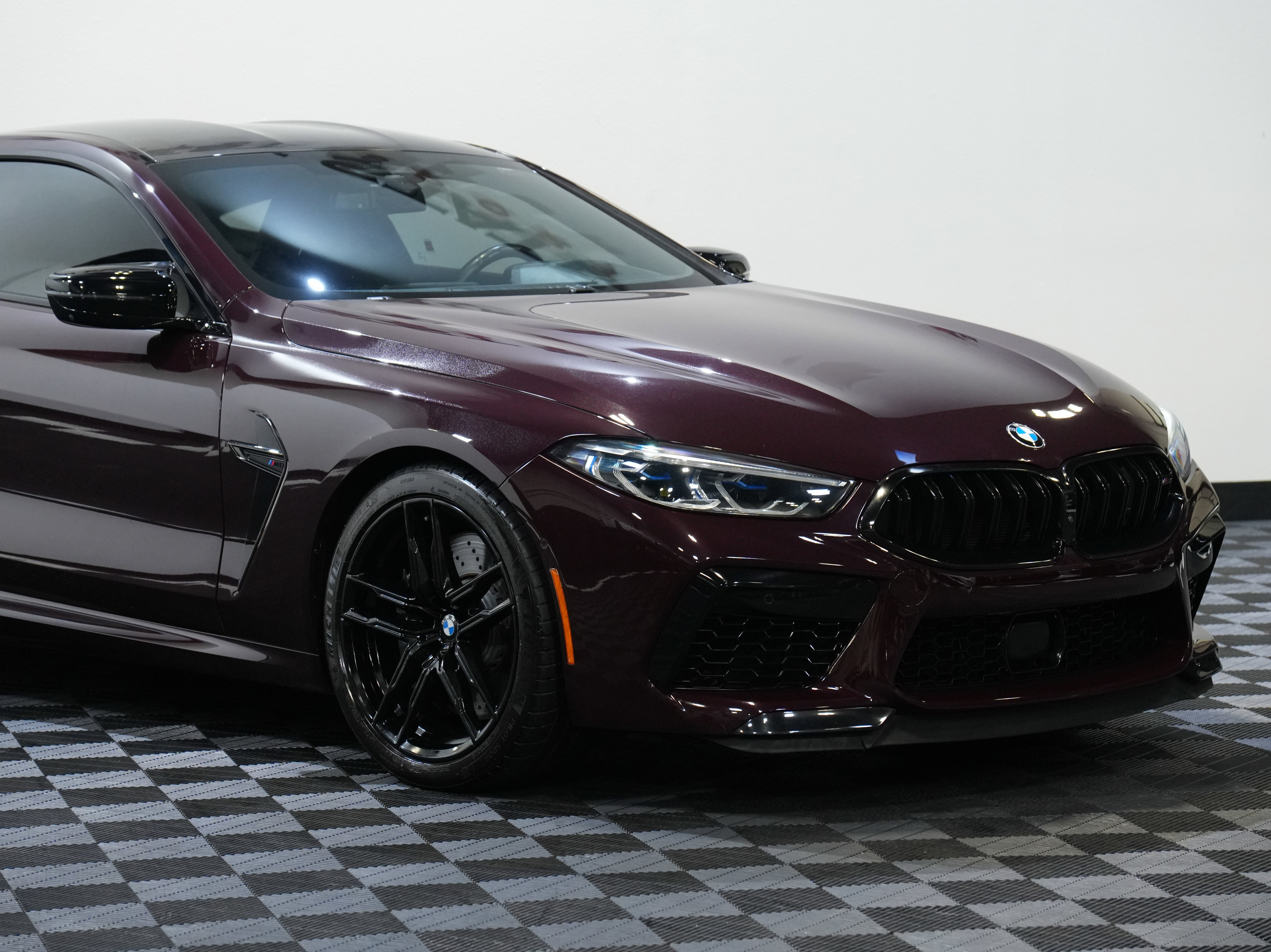 Used 2022 BMW M8 Competition image 9
