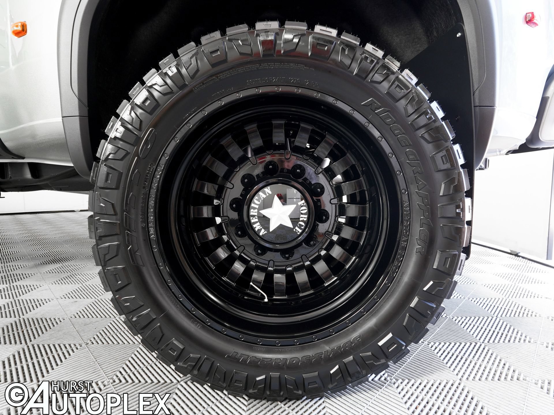 Used 2026 GMC Sierra 3500 Denali Ultimate AWD/4WD image 34