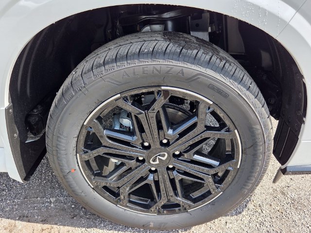 New 2026 INFINITI QX80 4WD w/ Sport Exterior Package image 9