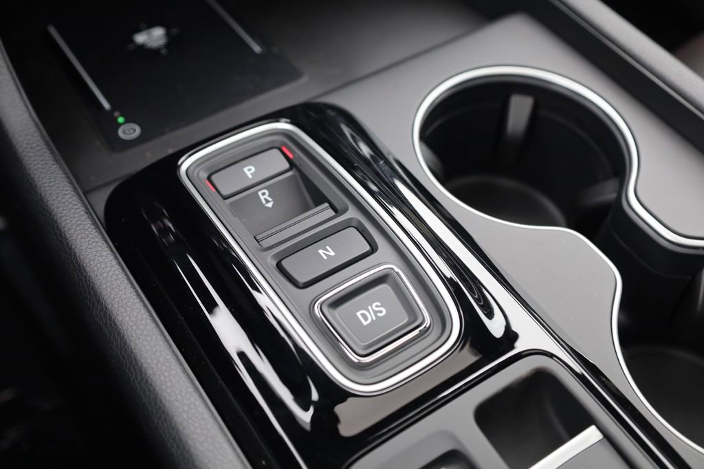 New 2025 Honda Pilot Black Edition image 24