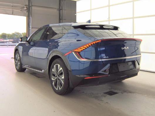 Used 2024 Kia EV6 Wind w/ Wind Technology Package AWD/4WD image 5