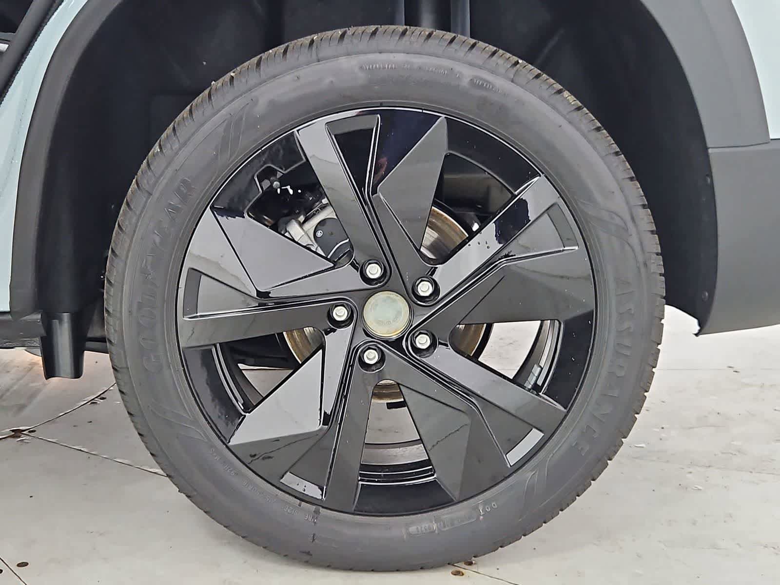 New 2026 Volkswagen Taos SE FWD image 13