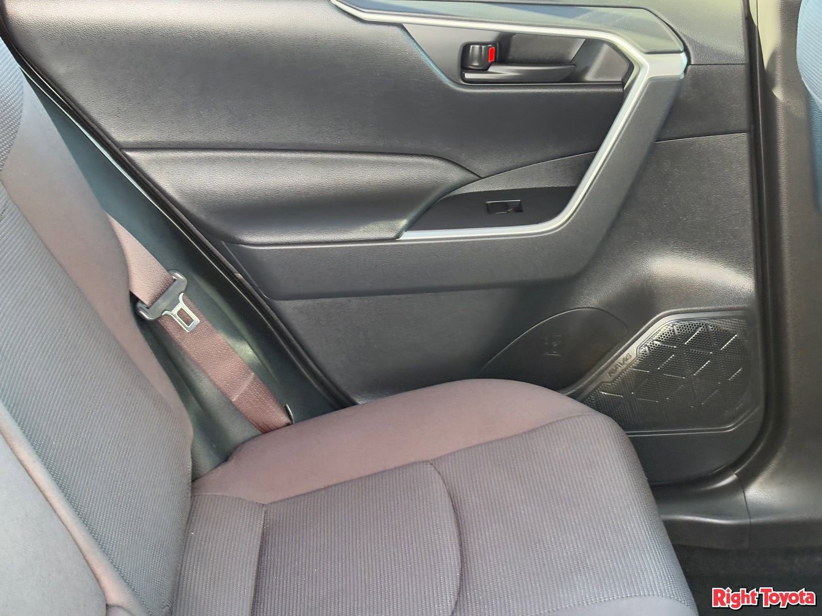 Certified 2025 Toyota RAV4 LE image 14