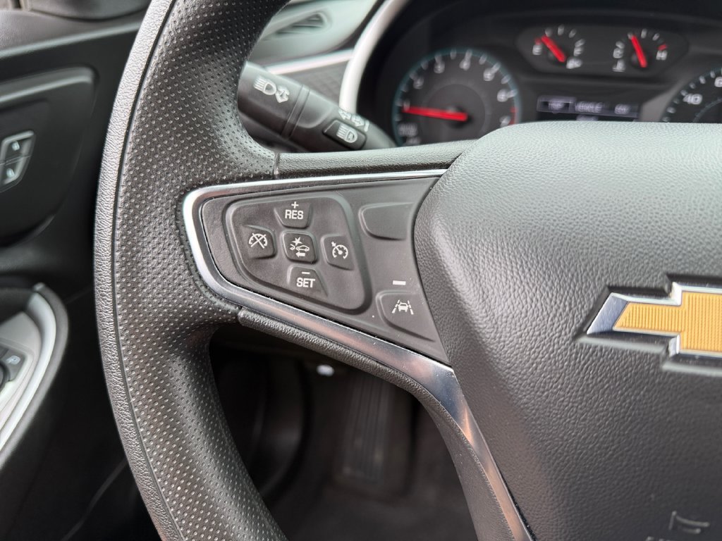 Used 2024 Chevrolet Malibu LT FWD image 15