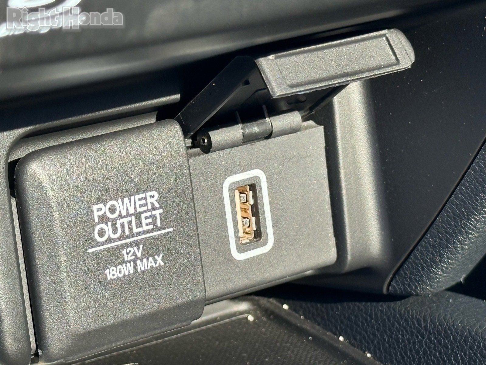 Used 2022 Honda Pilot Black Edition image 23