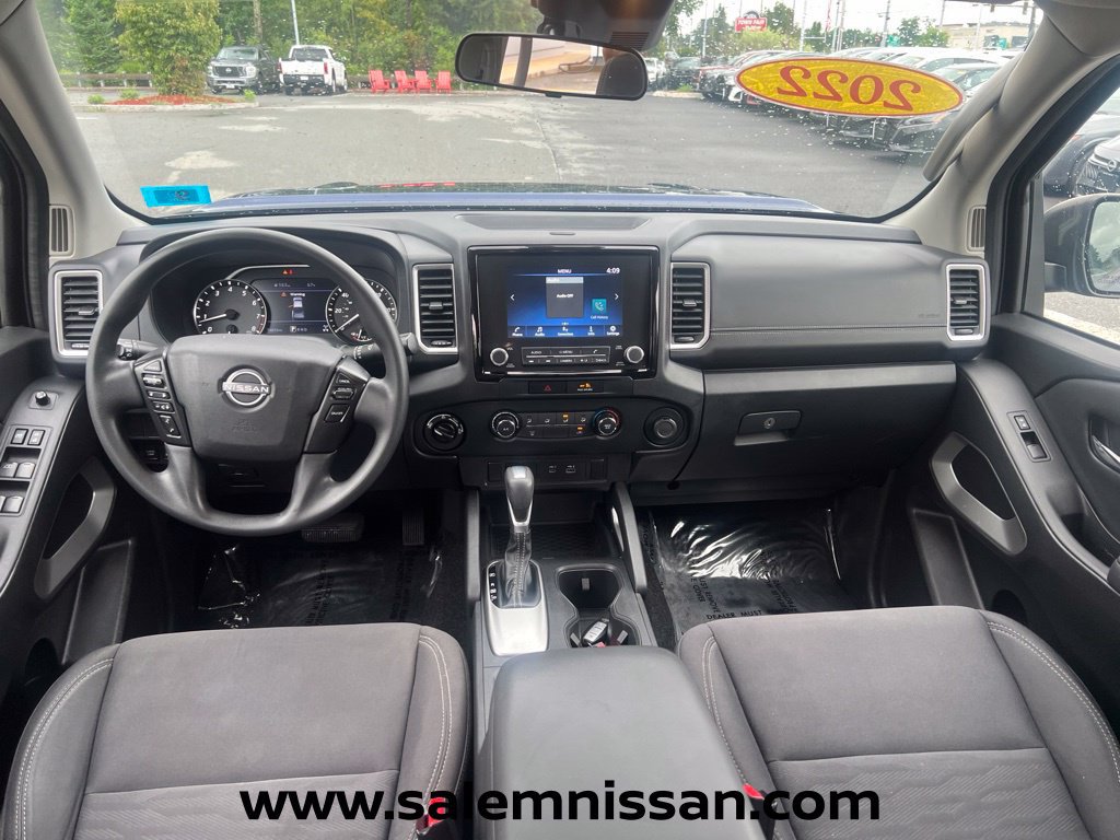 Used 2022 Nissan Frontier SV AWD/4WD image 17