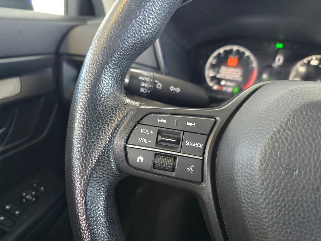 Used 2023 Honda CR-V LX image 11