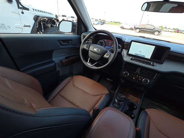 Used 2024 Ford Maverick Lariat w/ FX4 Off-Road Package AWD/4WD image 12