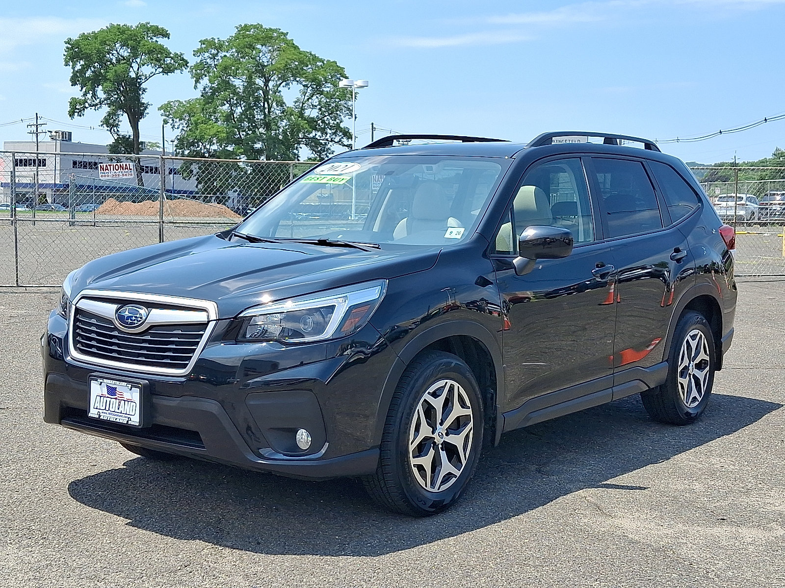 Used 2021 Subaru Forester Premium AWD/4WD image 3