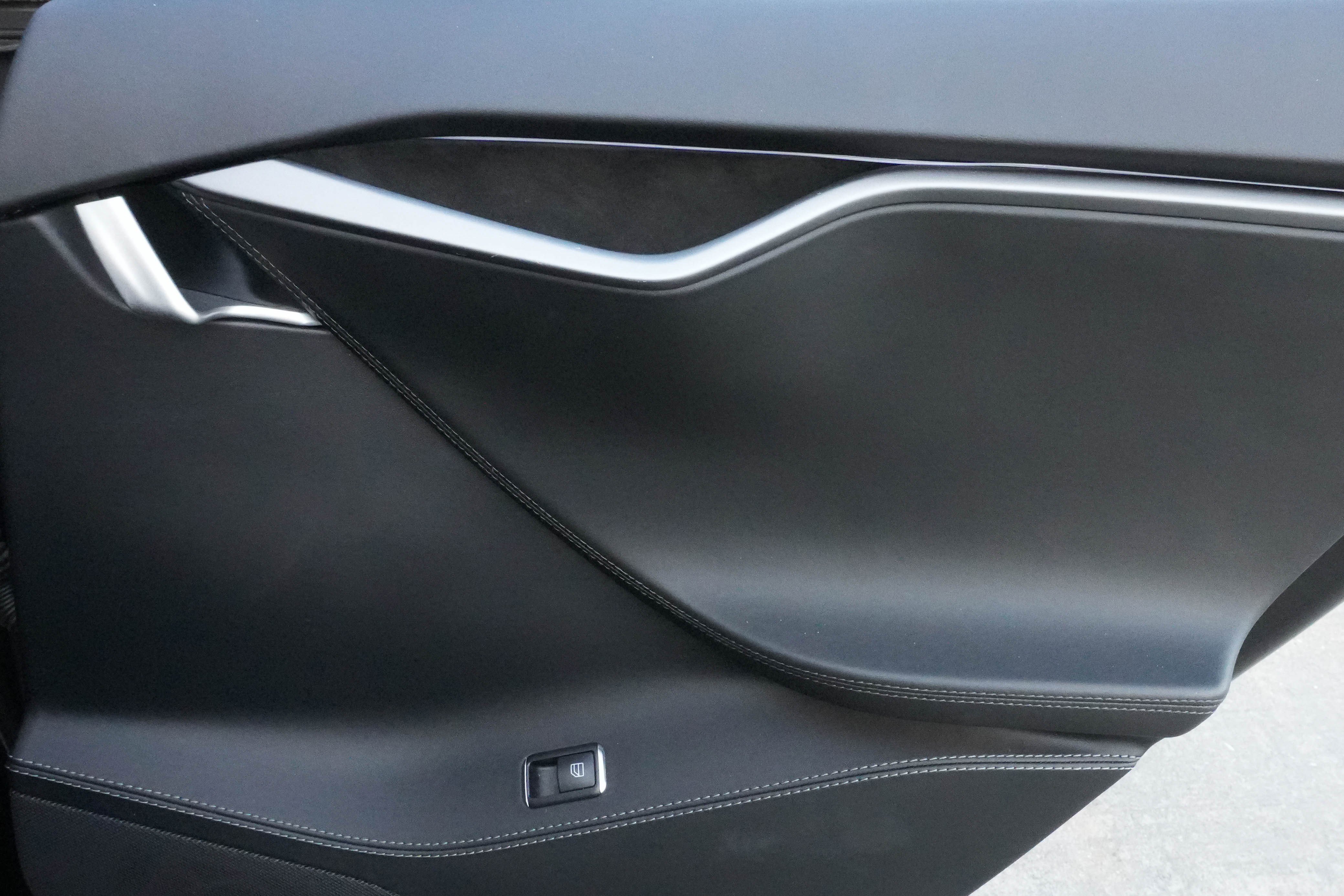 Used 2020 Tesla Model S Long Range Plus image 28