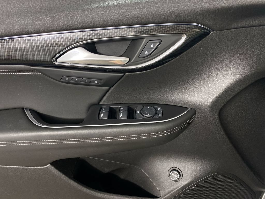 Certified 2023 Buick Envision Essence w/ Technology Package I AWD/4WD image 13
