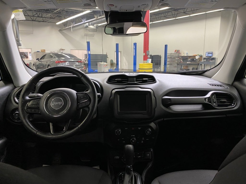 Used 2020 Jeep Renegade Altitude image 17