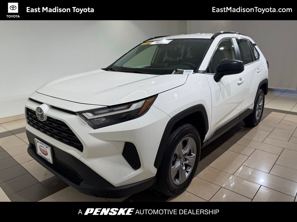 Certified 2025 Toyota RAV4 LE image 1