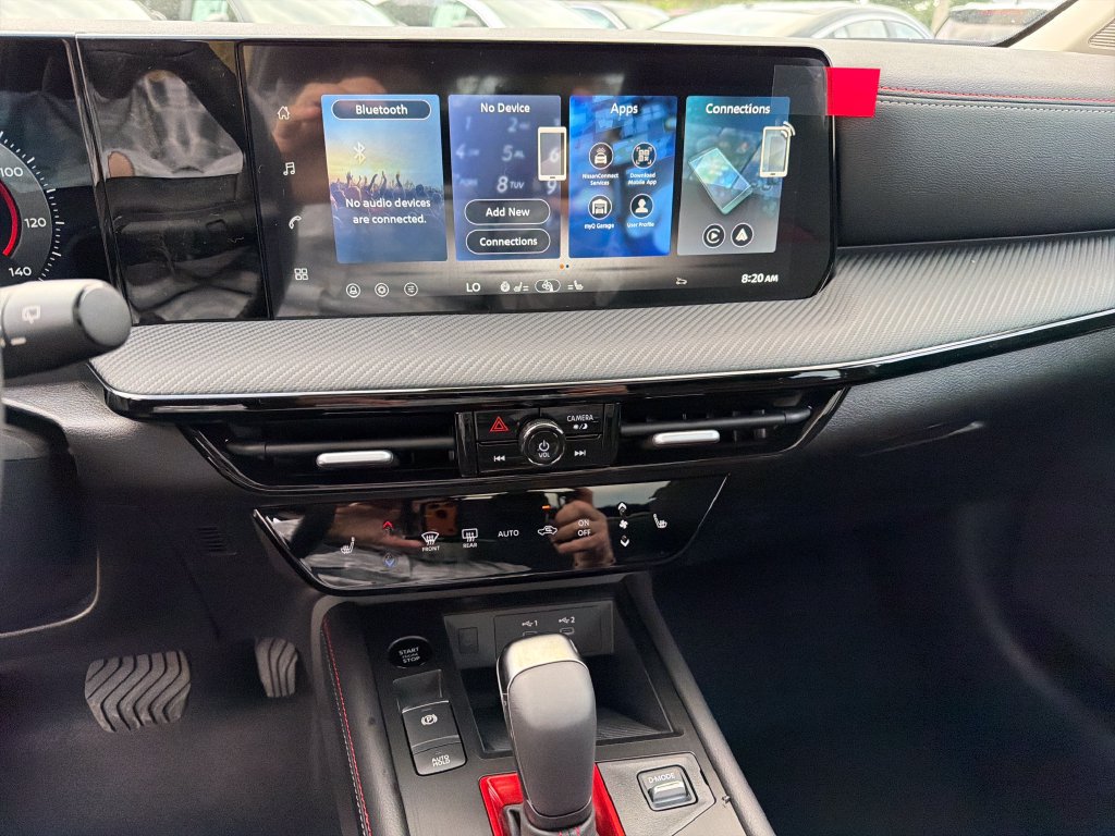 New 2026 Nissan Kicks SR w/ SR Premium Package FWD image 24