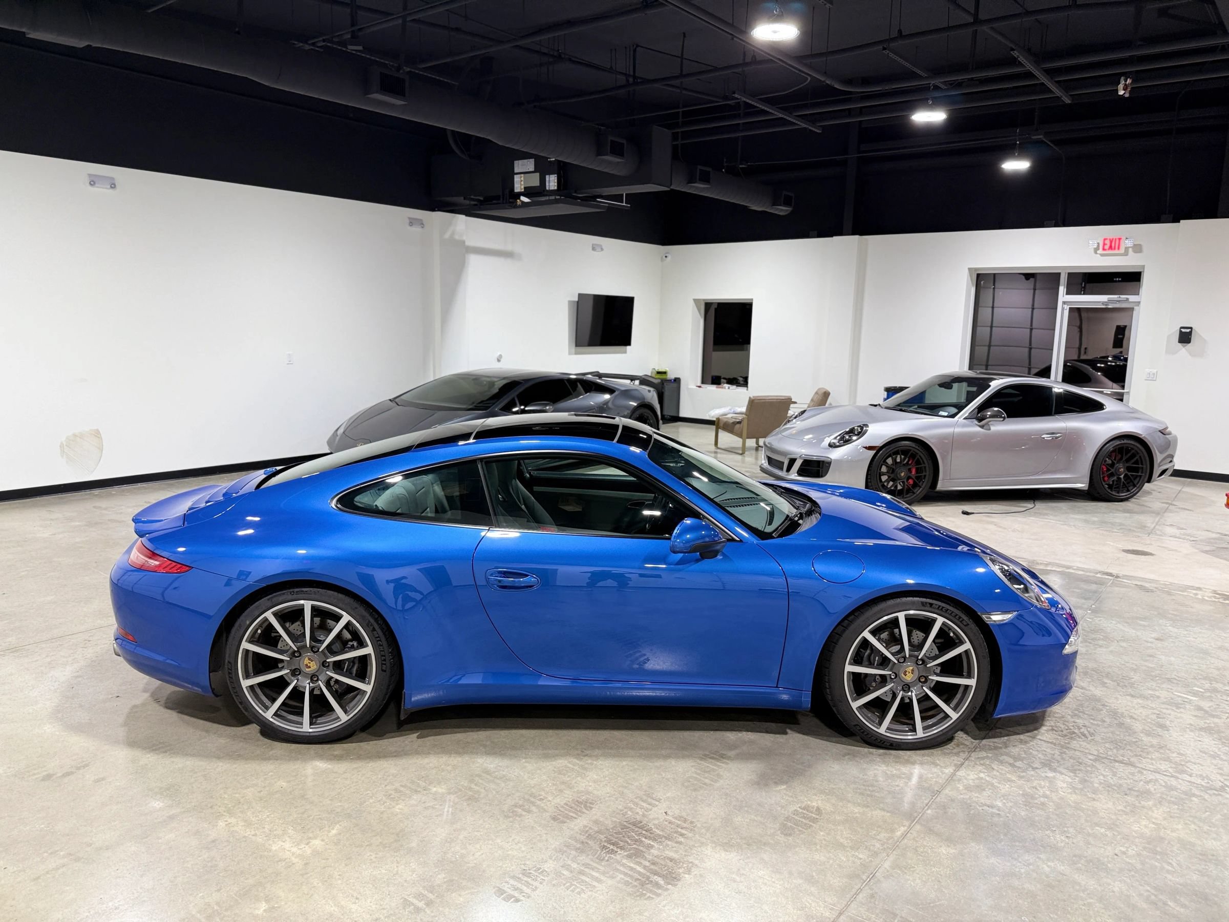 Used 2015 Porsche 911 Carrera image 30