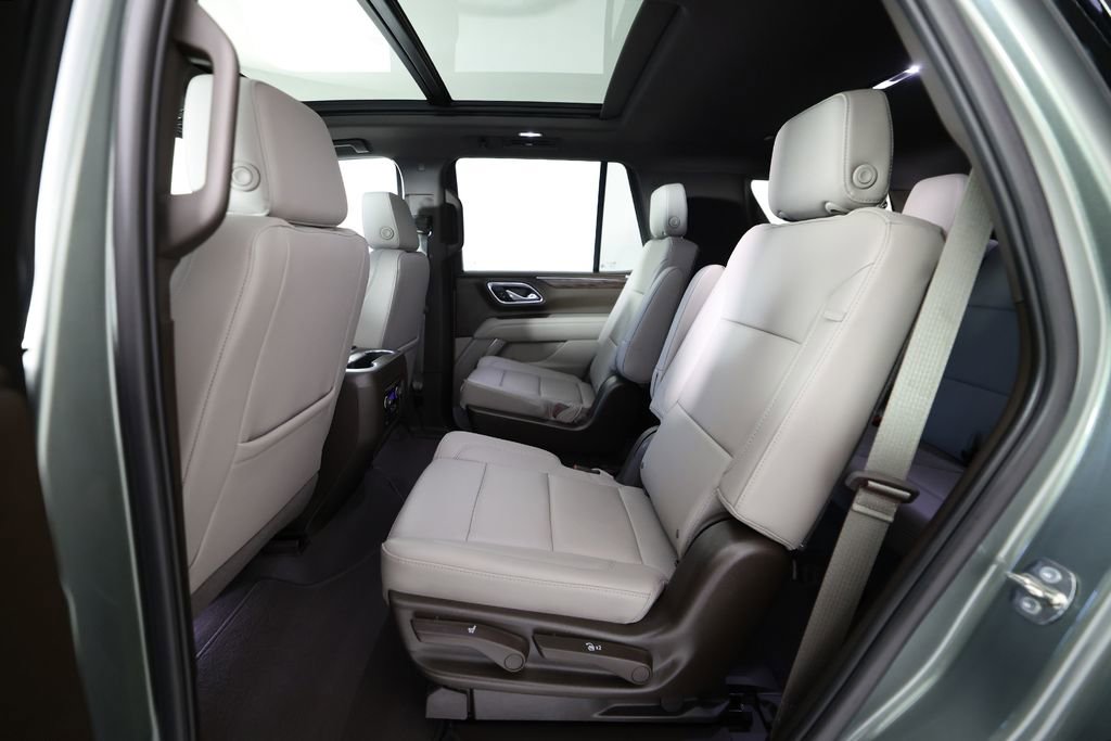 Used 2023 Chevrolet Tahoe Z71 w/ Luxury Package image 17