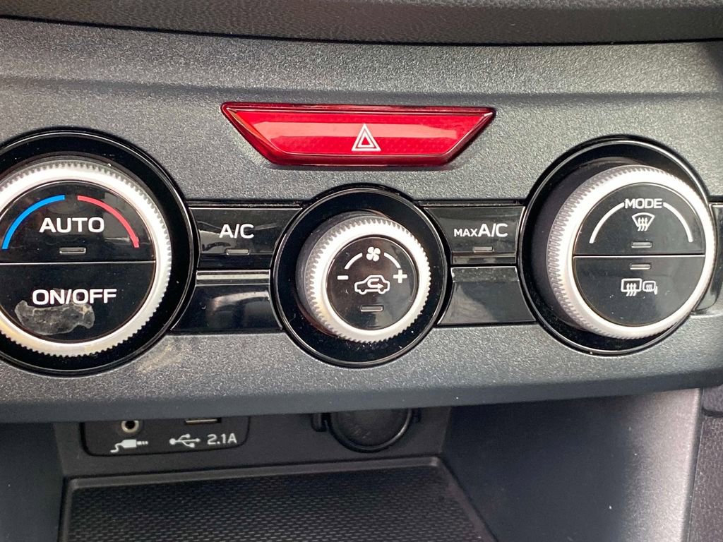 Used 2023 Subaru Crosstrek 2.5i Limited w/ Moonroof Package image 15