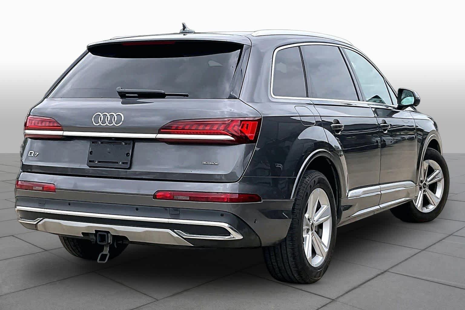 Used 2023 Audi Q7 2.0T Premium Plus w/ Premium Plus Package AWD/4WD image 13
