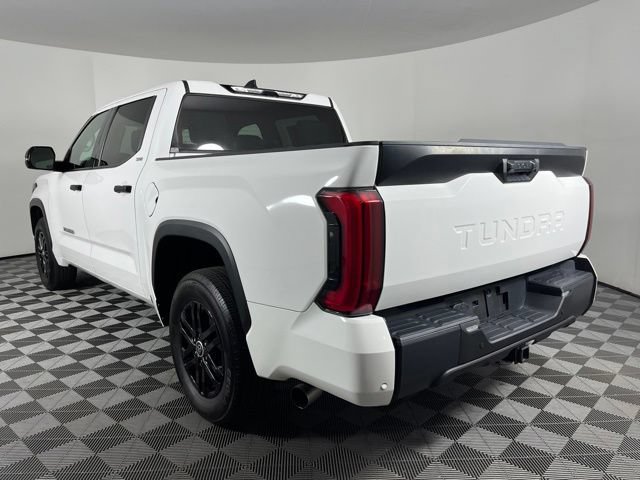 Used 2023 Toyota Tundra SR5 w/ SR5 Convenience Package RWD image 8