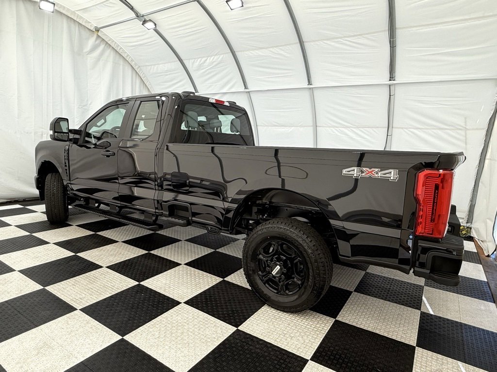 New 2026 Ford F350 4x4 SuperCab Super Duty image 2