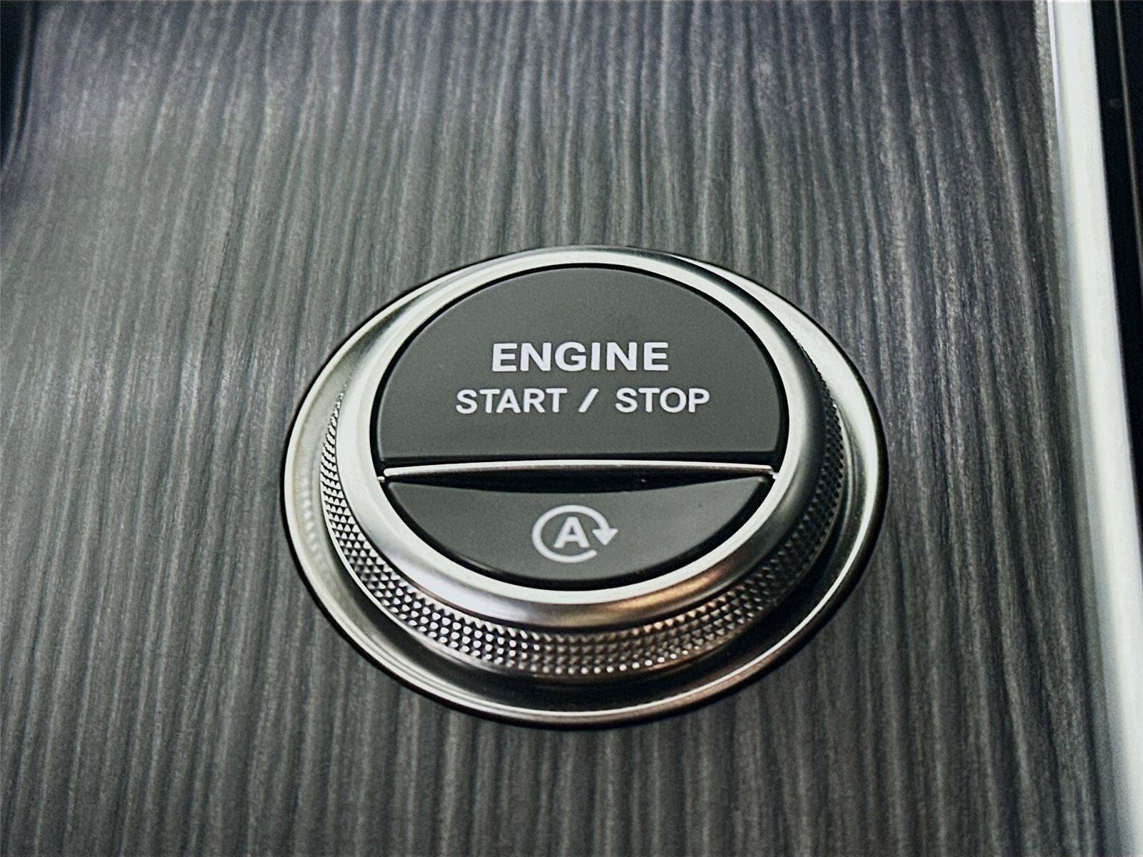 Used 2026 Mercedes-Benz C 300 4MATIC Sedan image 16