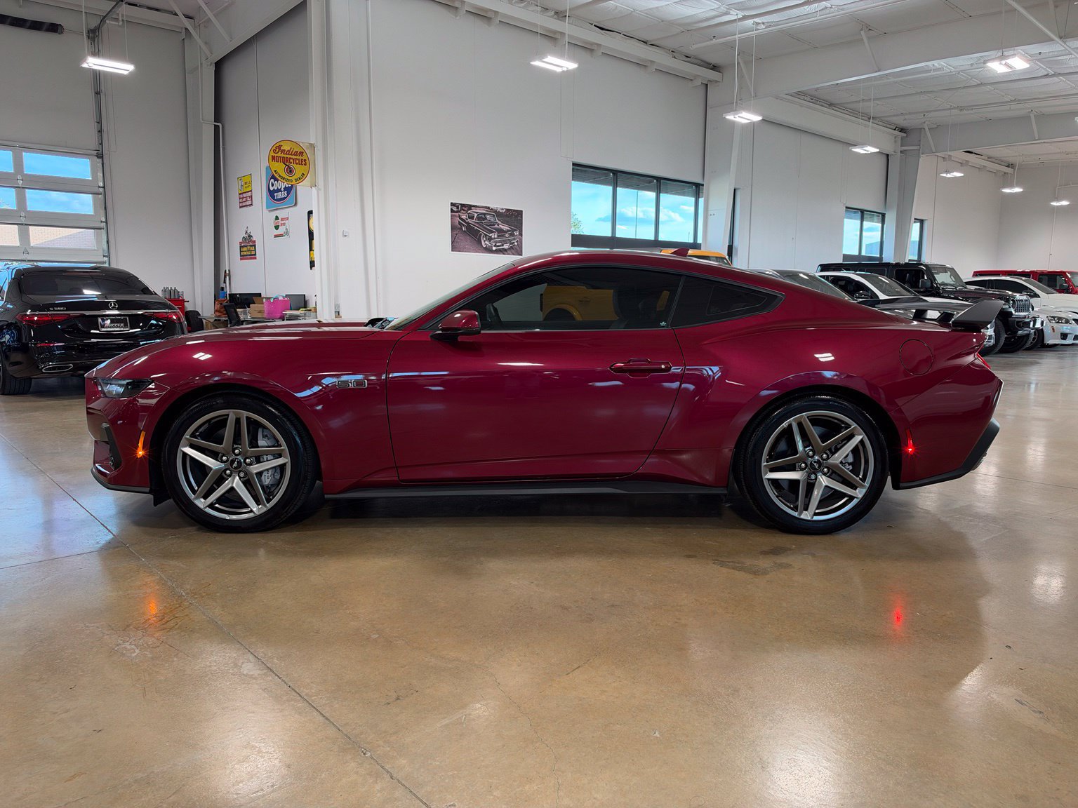 Used 2025 Ford Mustang GT Premium RWD image 5