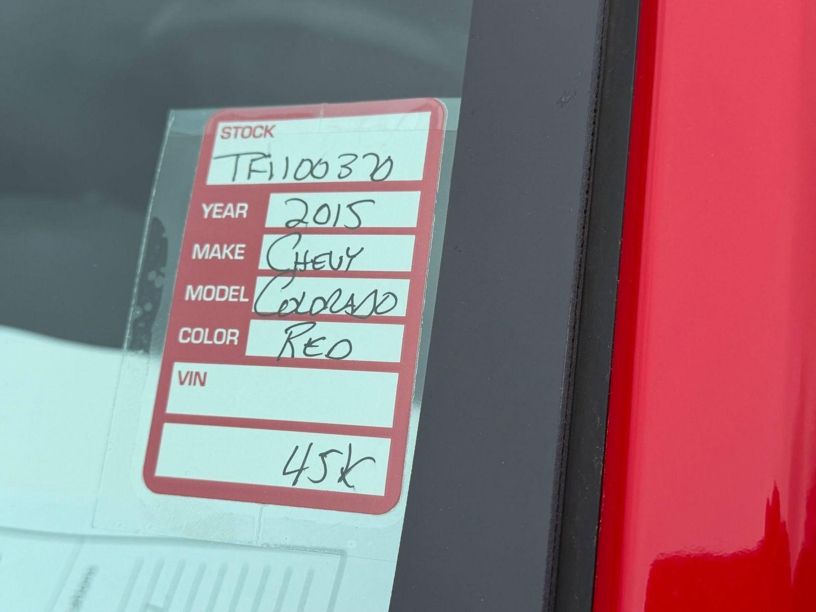 Used 2015 Chevrolet Colorado LT w/ Luxury Package image 13