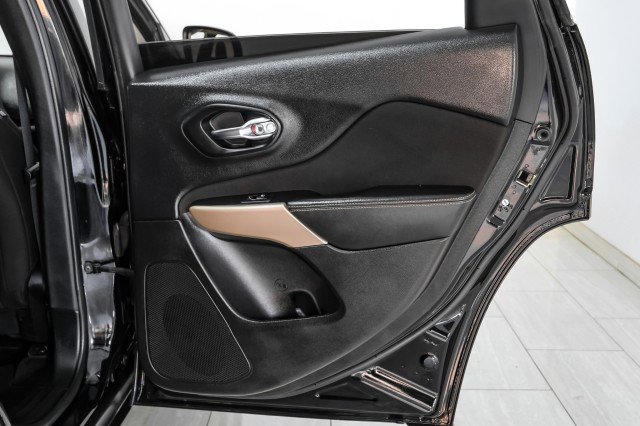 Used 2018 Jeep Cherokee Latitude image 42